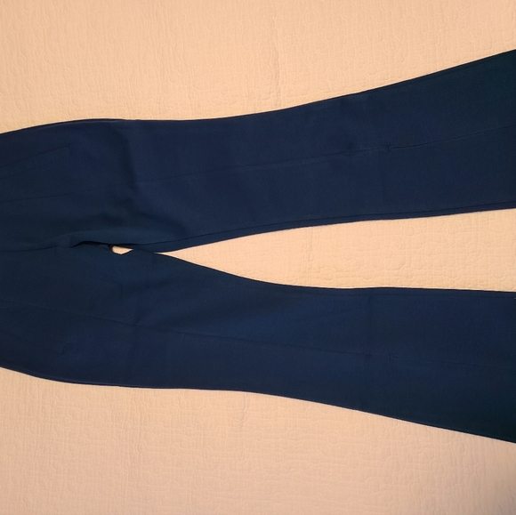 Adidas pants - Picture 7 of 8